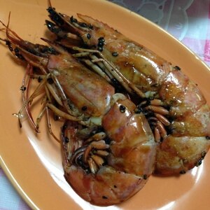 お酒もご飯もすすむ、芝えびのかりかり胡麻照り焼き